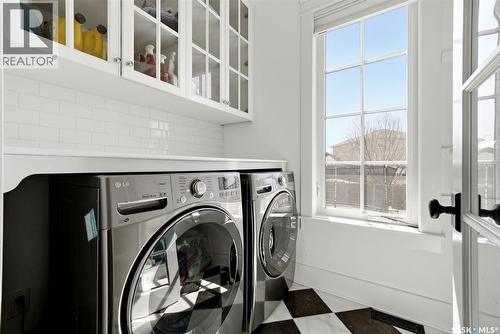 6105 Little Pine Loop, Regina, SK - Indoor Photo Showing Laundry Room
