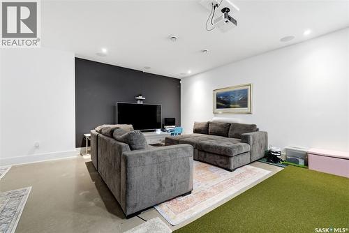 6105 Little Pine Loop, Regina, SK - Indoor