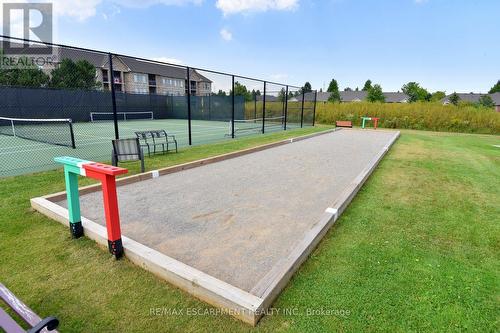 49 Riveroaks Drive, Hamilton, ON - Outdoor