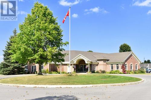 49 Riveroaks Drive, Hamilton, ON - Outdoor