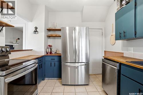 2273 Cameron Street, Regina, SK - Indoor Photo Showing Kitchen