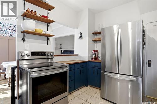 2273 Cameron Street, Regina, SK - Indoor Photo Showing Kitchen