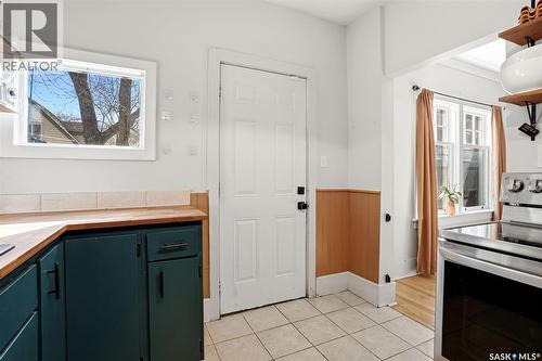 2273 Cameron Street, Regina, SK - Indoor Photo Showing Kitchen