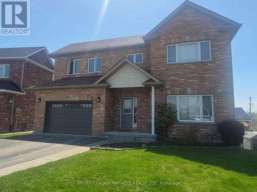 11 MOYNES COURT  Kawartha Lakes (Lindsay), ON K9V 0L2