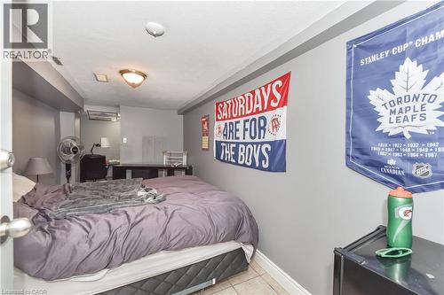 166 Elgin Crescent, Waterloo, ON - Indoor Photo Showing Bedroom