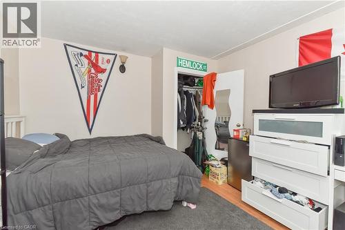 166 Elgin Crescent, Waterloo, ON - Indoor Photo Showing Bedroom
