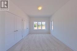 Primary Bedroom - 
