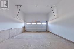 Garage - 