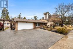 1045 BLOOR STREET  Mississauga, ON L4Y 2N3