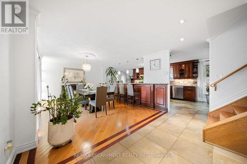 1045 Bloor Street, Mississauga, ON - Indoor Photo Showing Other Room