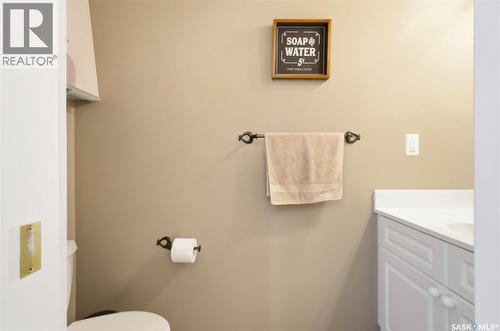 311 Guenter Crescent, Saskatoon, SK - Indoor Photo Showing Bathroom