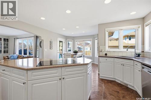311 Guenter Crescent, Saskatoon, SK - Indoor Photo Showing Kitchen