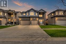 832 HALIFAX ROAD Woodstock (Woodstock - North), ON N4T 0C6