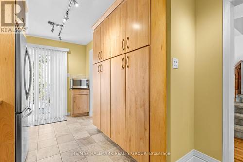 Kitchen storage and pantry area w/patio walk-out - 988 Lucille Way, Ottawa, ON - Indoor