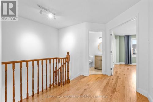 Upper hall with hardwood floors - 988 Lucille Way, Ottawa, ON - Indoor Photo Showing Other Room