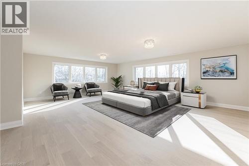 Bedroom featuring light wood-style flooring - 1105 Main Street E, Cambridge, ON - Indoor Photo Showing Bedroom