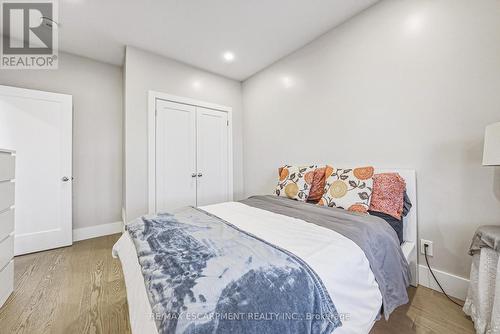68 Vansitmart Avenue, Hamilton, ON - Indoor Photo Showing Bedroom