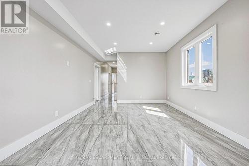 68 Vansitmart Avenue, Hamilton, ON - Indoor Photo Showing Other Room