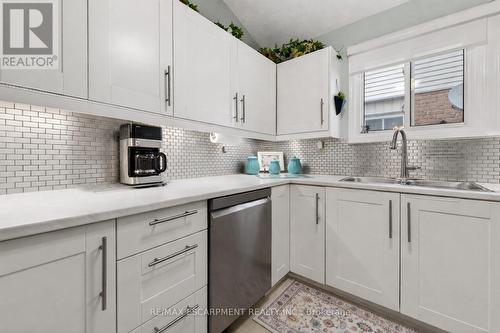 23 Juliebeth Drive, Hamilton, ON - Indoor Photo Showing Kitchen With Double Sink With Upgraded Kitchen
