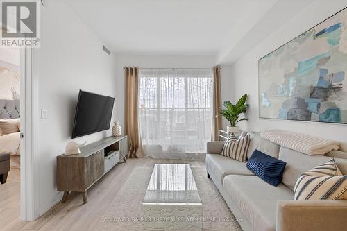 Living Room - 246 - 555 William Graham Drive, Aurora, ON 