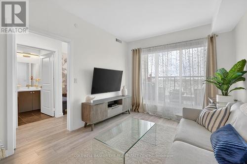 Living Room - 246 - 555 William Graham Drive, Aurora, ON 