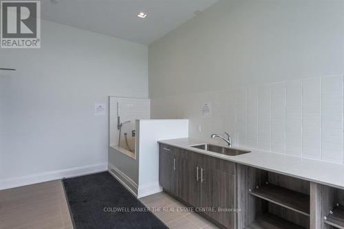 Amenities: Dog Wash - 246 - 555 William Graham Drive, Aurora, ON 