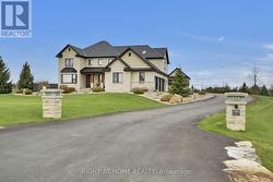 105 RAVENVIEW WAY  Ottawa, ON K2W 0E2