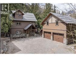19 Alpine Trail Crescent Fernie, BC V0B 1M5