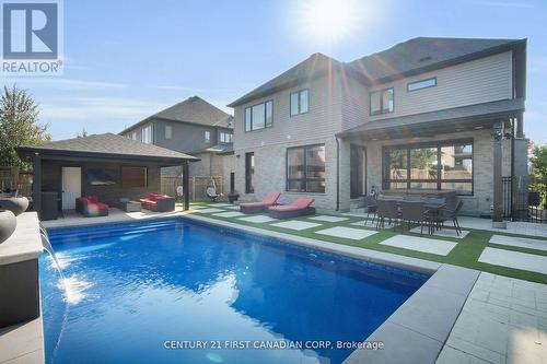 90 Pebblecreek Walk W, London North (North R), ON - Outdoor With In Ground Pool With Deck Patio Veranda