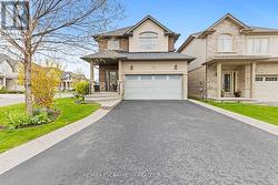 65 WINSLOW WAY Hamilton, ON L8J 0G9