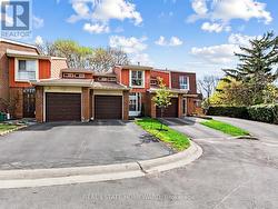 42 - 40 DUNDALK DRIVE Toronto, ON M1P 4S3