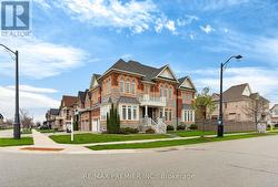 66 RED TREE DRIVE Vaughan, ON L4H 4H7