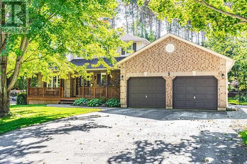 5 CAMPBELL COURT  Springwater, ON L0L 1V0