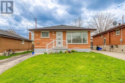 381 Conant Street, Oshawa, ON - Outdoor
