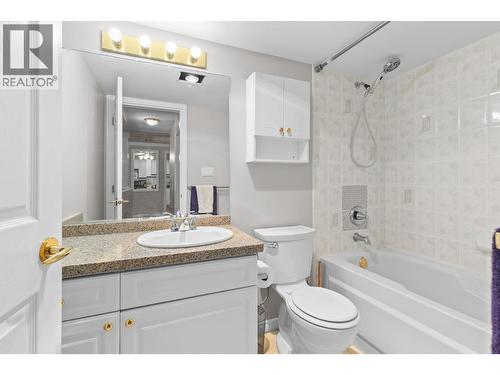 3300 Centennial Drive Unit# 204, Vernon, BC - Indoor Photo Showing Bathroom