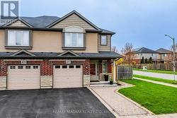 4892 ADAM COURT Lincoln (Beamsville), ON L0R 1B3