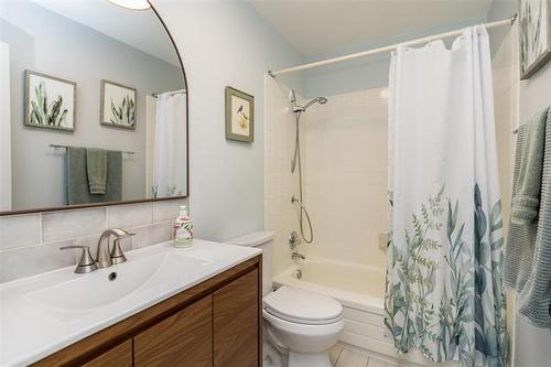 44 Falconer Bay, Winnipeg, MB 