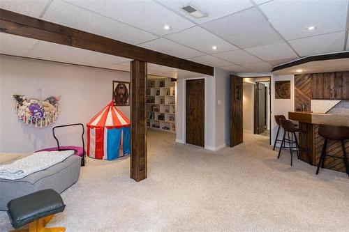 44 Falconer Bay, Winnipeg, MB 