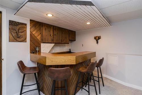 44 Falconer Bay, Winnipeg, MB 