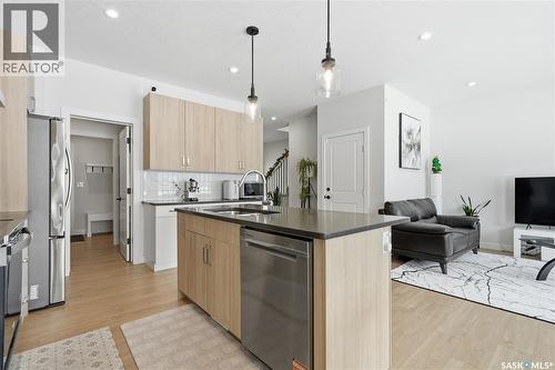 159 Doran Way, Saskatoon, SK - Indoor Photo Showing Kitchen