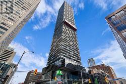 4008 - 8 EGLINTON AVENUE E  Toronto, ON M4P 0C1