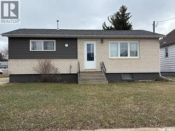 201 7th AVENUE N  Yorkton, SK S3N 0X3