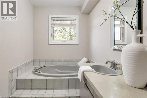 2006 Glenada Crescent Unit# 7, Oakville, ON - Indoor Photo Showing Bathroom