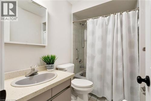 2006 Glenada Crescent Unit# 7, Oakville, ON - Indoor Photo Showing Bathroom