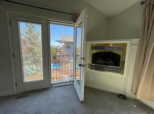 157 Park Place W, Winnipeg, MB -  Photo Showing Other Room