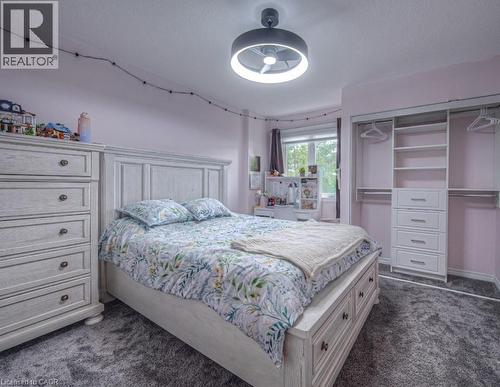 47 Dellgrove Circle, Cambridge, ON - Indoor Photo Showing Bedroom