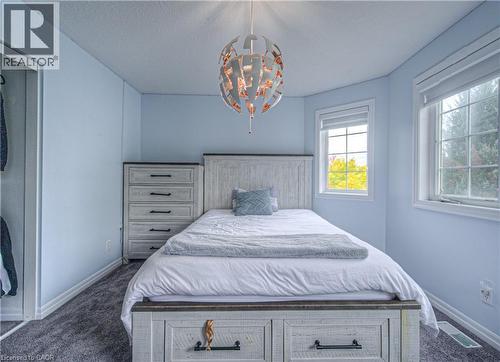 47 Dellgrove Circle, Cambridge, ON - Indoor Photo Showing Bedroom