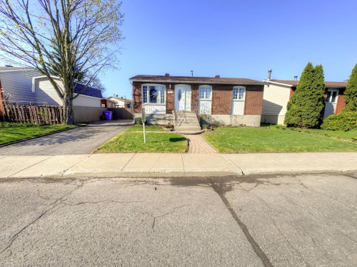 983 Rue Jude  Longueuil (Greenfield Park), QC J4V 3H5