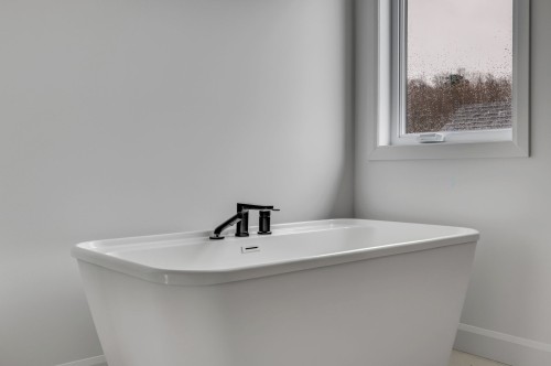 Salle de bains - 563 D'Apollon, Saint-Gilles, QC - Indoor Photo Showing Bathroom