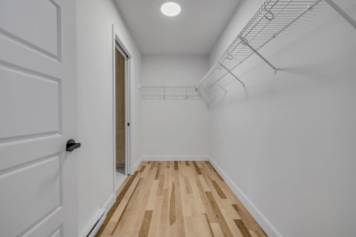 Penderie (Walk-in) - 563 D'Apollon, Saint-Gilles, QC - Indoor